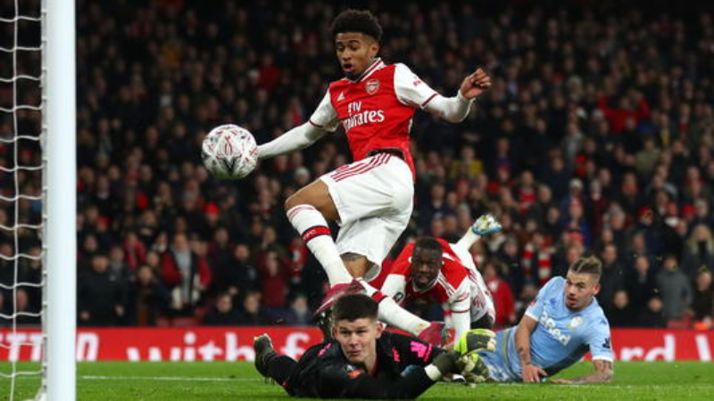 j9九游会官网- 阿森纳中场掌控全局，英超进攻节奏行云流水